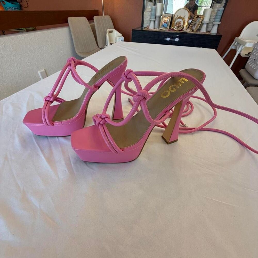 EGO Shoes Pink Knot Strappy Lace Up Platform High Heels Sandals – Size 8